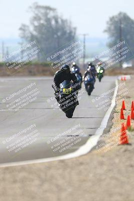 media/Sep-20-2025-TrackDaz (Sat) [[27f0cde673]]/B Group/220pm (Turn 9)/